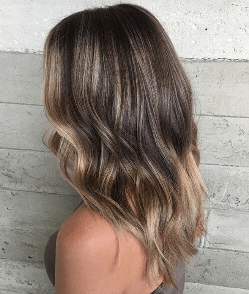 kapsels-2021-natuurlijke-balayage