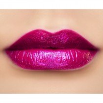 makeupgeek-foiled-lip-gloss-groupie-swatch