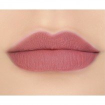 makeupgeek-iconic-lipstick-lip-swatch-gullible