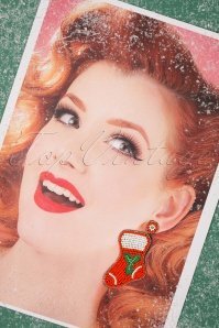 169962-Darling-Divine-31357-Earrings-Socks-Christmas-Red-White-Beads-20191108-016-W-category