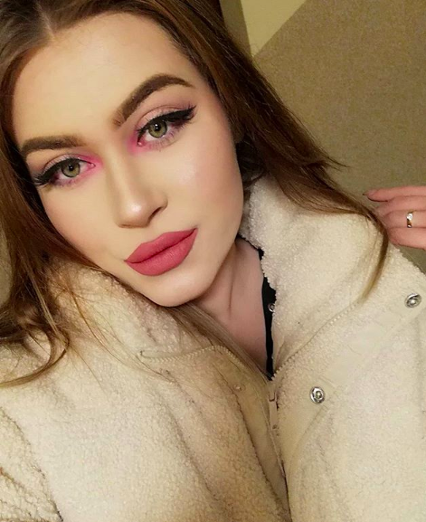 roze-make-up-look