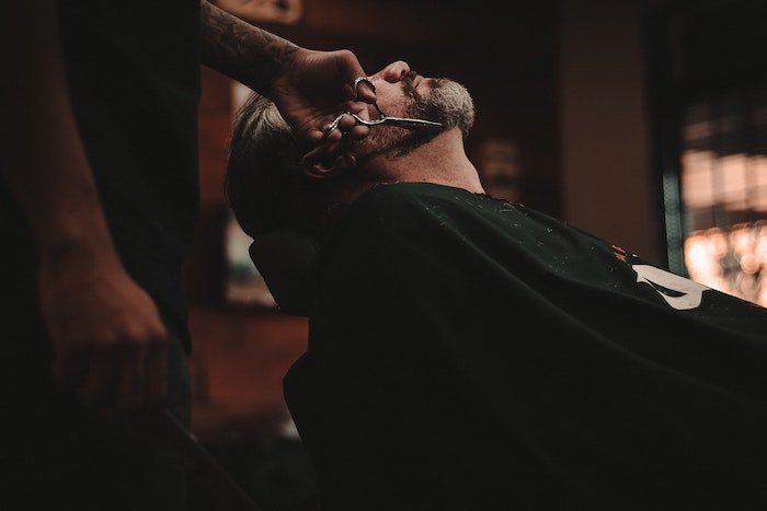 Hoe kies je een goede barbier of mannenkapper?
