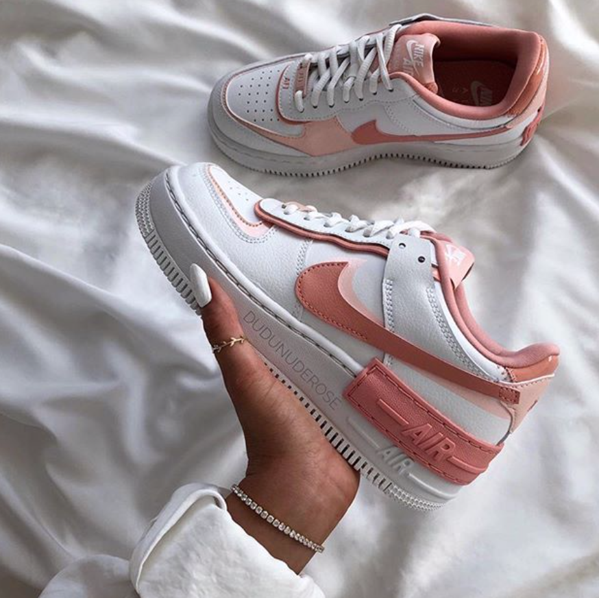 Te Afwijken Lift Sneakertrends voor 2023 + hoe draag je deze sneakers 2023? | Glamourista -  kapsels