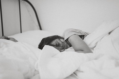 23x Beter slapen tijdens een hittegolf – lekker slapen in de hitte en warmte