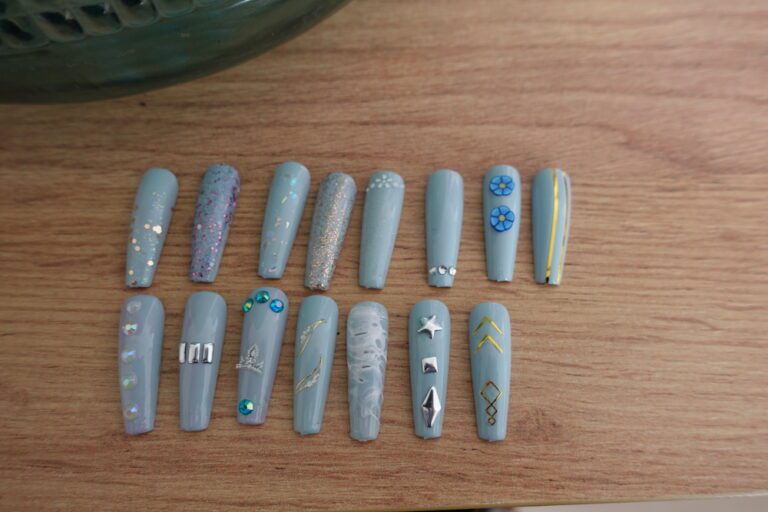 70x Lichtblauwe nagellak en nail art (babyblauwe nagellak en nail designs)