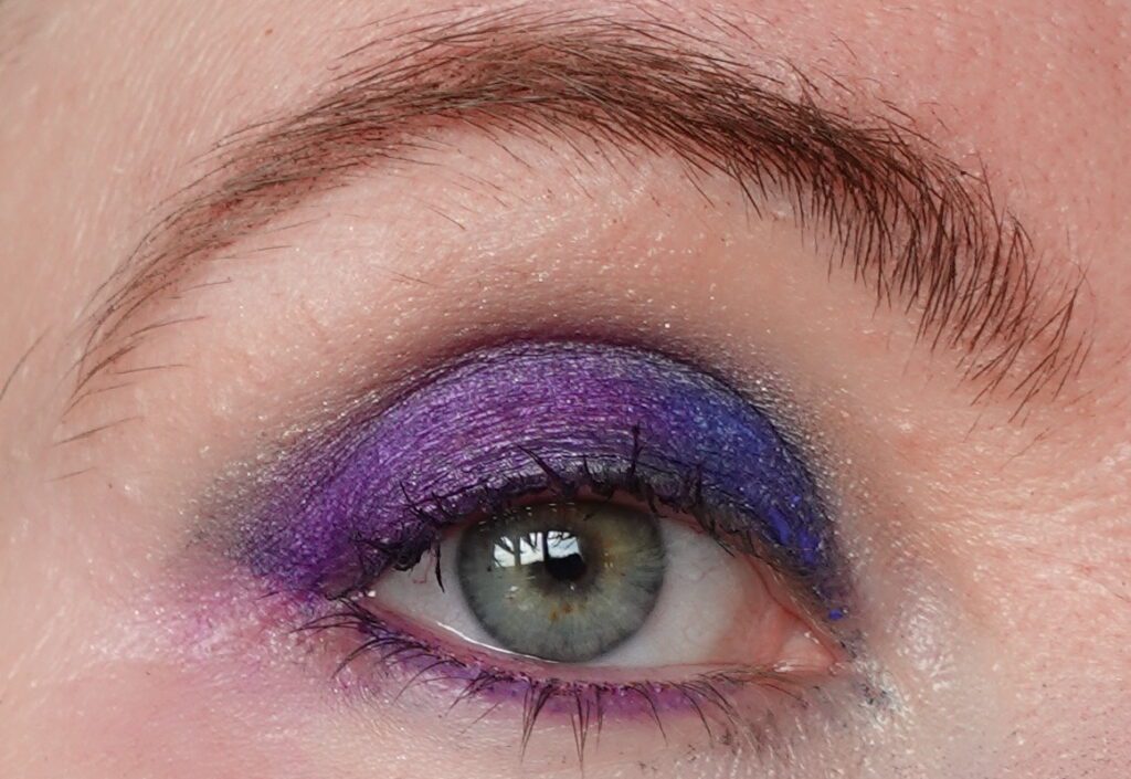 ooglook-paarsblauw
