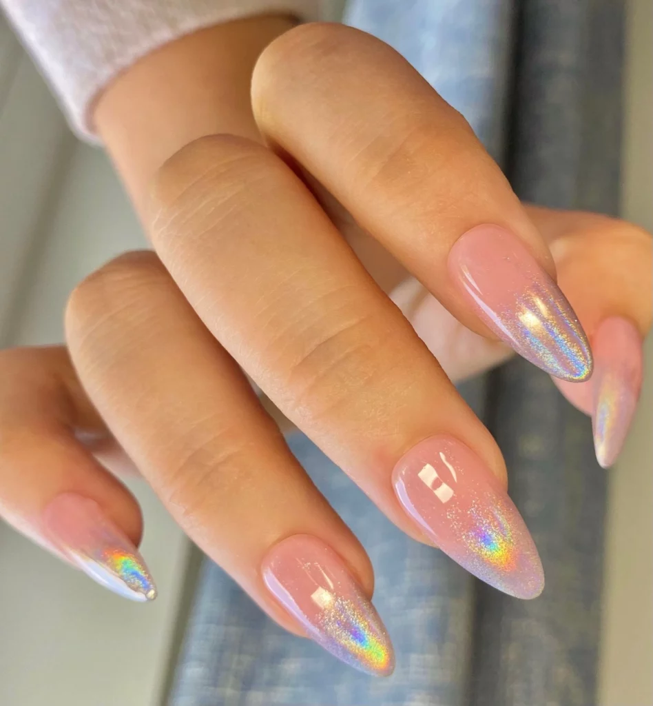 holografische-ombre-nail-art