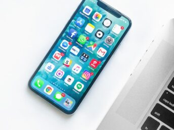 batterij-smartphone-lang-laten-meegaan