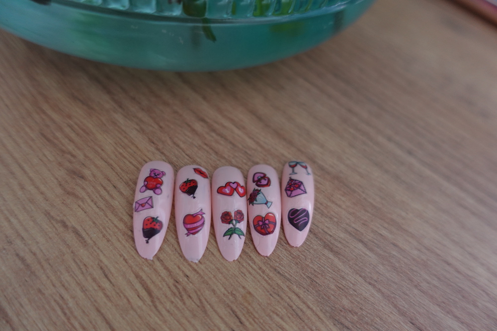cute-valentijn-nagels