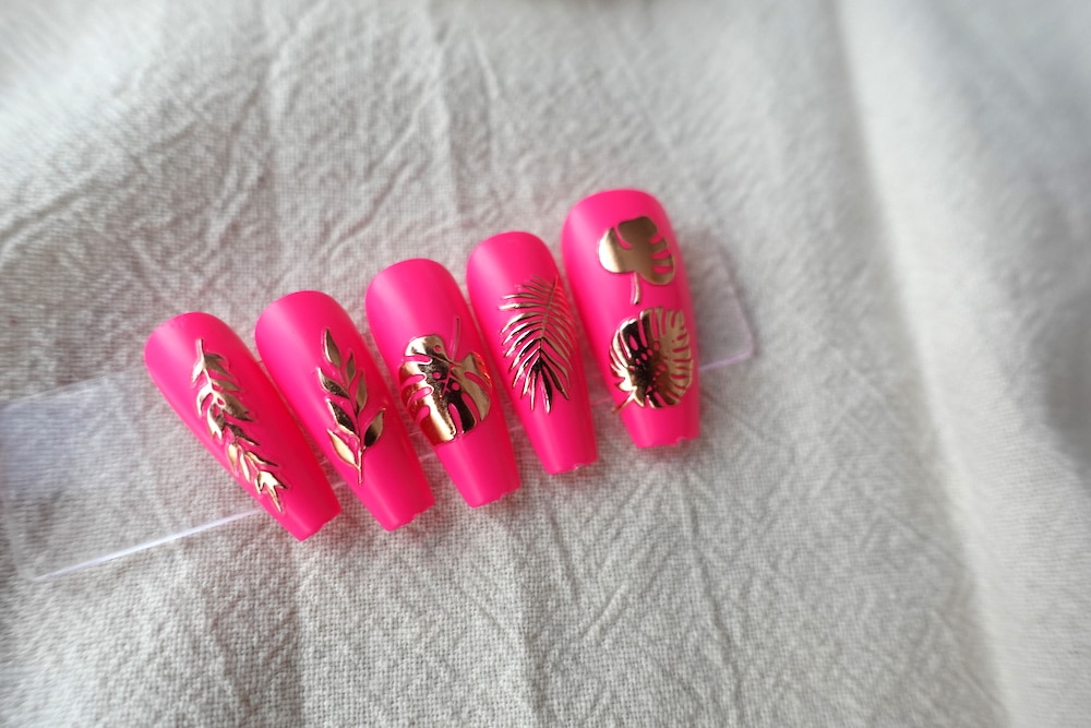 bladeren-goud-nail-art