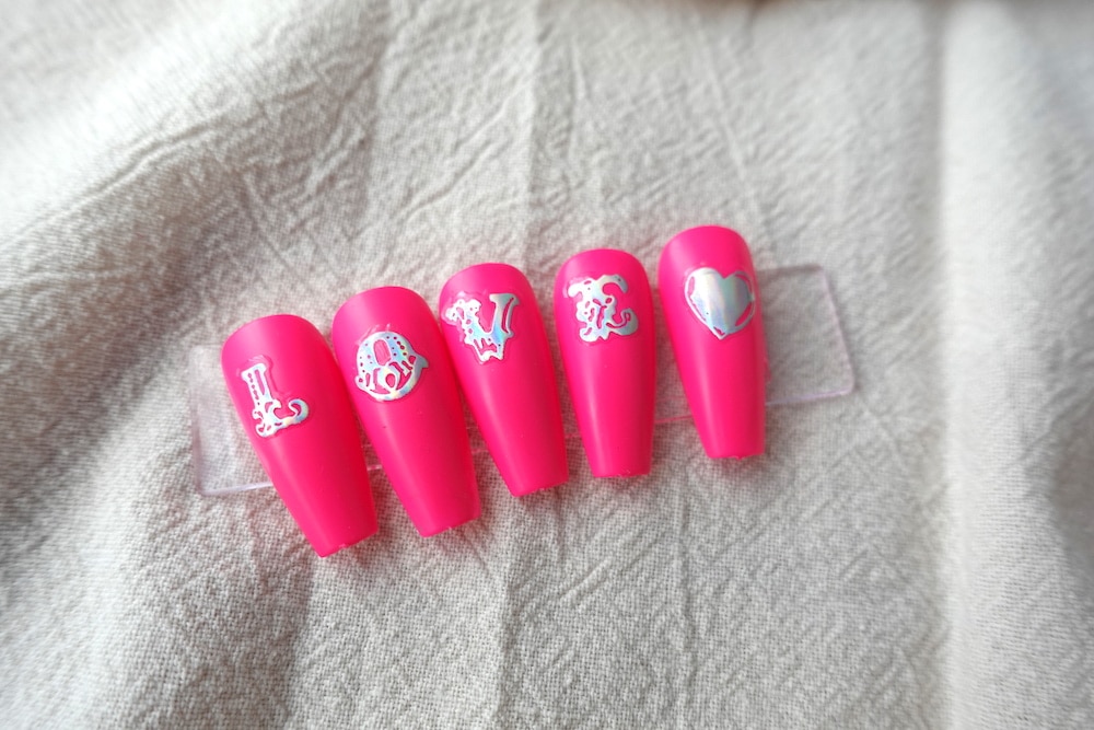 love-nail-art-barbie