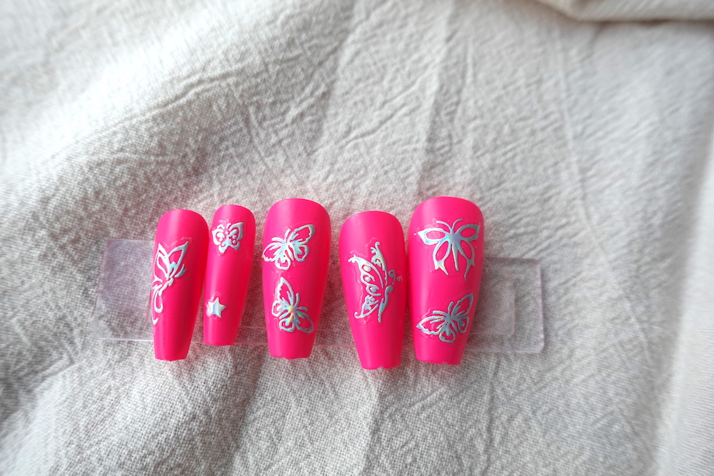 vlinder-nail-art-Barbie-roze